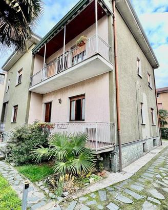 Appartamento di 131 m² con 5 locali e box auto dop