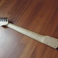 manico caricato per chitarra elettrica tipo strat