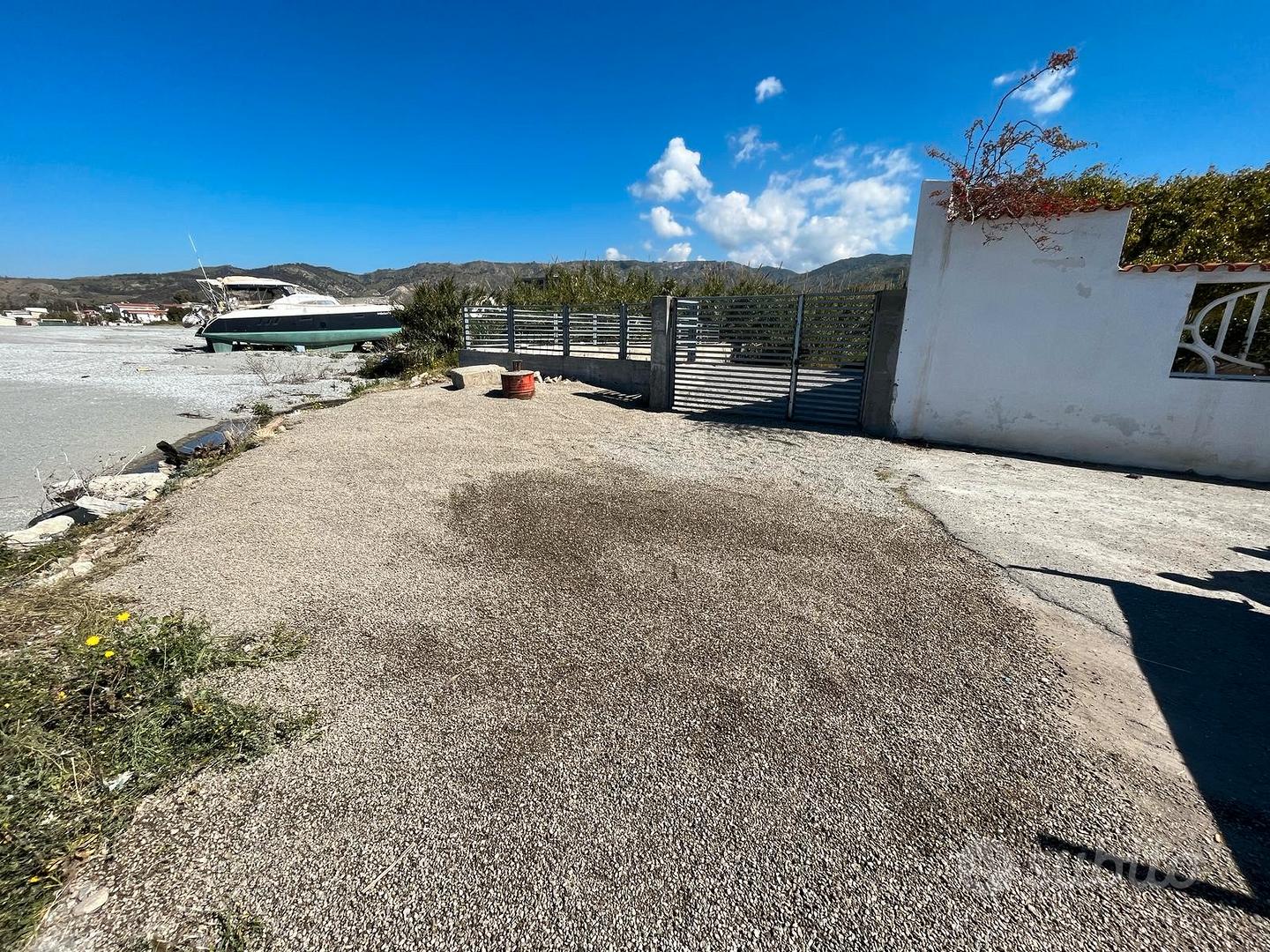 Terreno non edificabile a Saline joniche - Altro