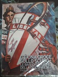 libro: C'E' UNA CROCE SULLO SCUDO