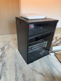 Armadio rack a parete
