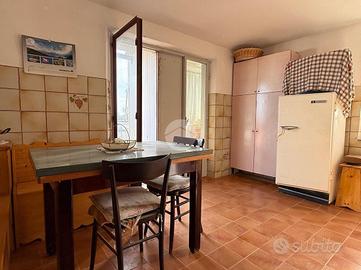 3 LOCALI A CORIGLIANO-ROSSANO