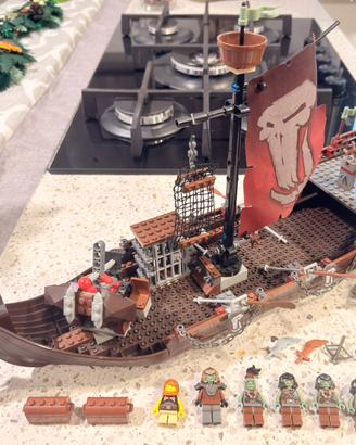Lego Troll Ship 7048