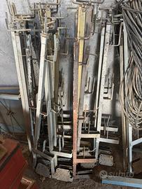 Parapetto con bascula zincato universale