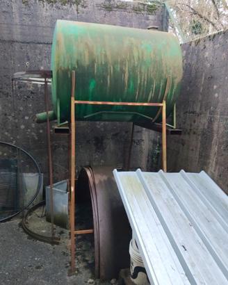 CISTERNA IN ACCIAIO DA 1200 LITRI