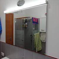 Lampada LED frontale da bagno. 