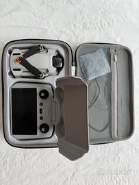 Drone Dji Mini 3 Pro con Dji RC e 2 Batterie