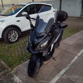 Scooter - SYM Cruisym