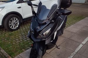 Scooter - SYM Cruisym