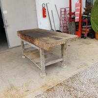 Banco da lavoro in legno