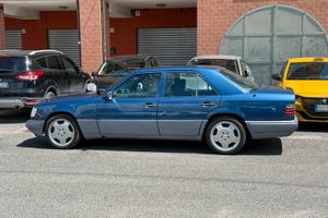 Mercedes E320,iscritta Asi