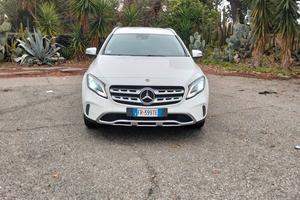 Mercedes GLA 
