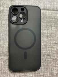 Cover rigida  nera per iphone 16 pro max