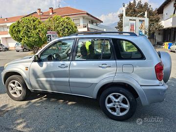 Fuoristrada Rav 4