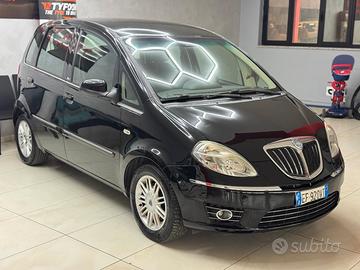 Lancia MUSA 1.3 Mjt 95 CV DFN Gold