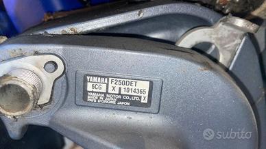 Motore Yamaha 250 hp