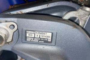 Motore Yamaha 250 hp