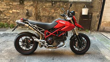 Ducati Hypermotard 1100s