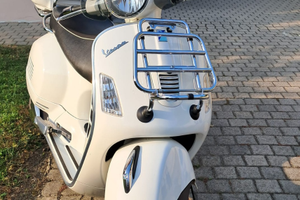 Vespa Gts 300 ie bianca