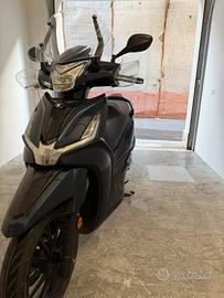 Scooter kymco