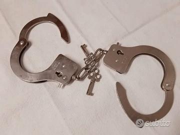 MANETTE IN METALLO GIOCATTOLO (?) VINTAGE