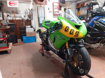 Kawasaki zx 6 r pronto pista