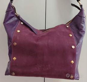 Borsa da donna Vera pelle colore viola come nuova.