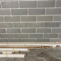 Zoccolini in laminato bianco