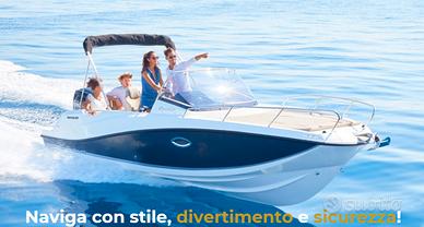 Quicksilver 675 Sundeck + Mercury 150