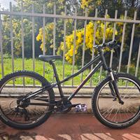 Specialized Hotrock 24 pollici MTB ragazzo/a
