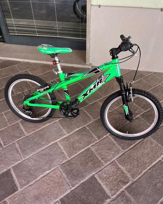 Mountain bike bimbo