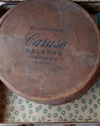 antica scatola della storia di salerno