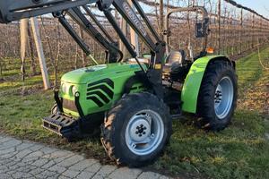 Deutz fahr agroplus con caricatore frontale 