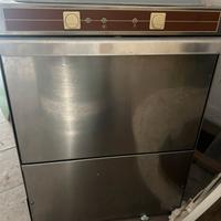 Lavastoviglie professionale da bar