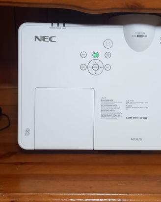 videoproiettore LCD NEC ME382U come nuovo