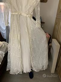 Vestito da sposa taglia 42 con guanti e sottogonna