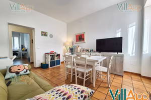 Appartamento Ristrutturato con Soffitta Privata
