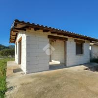 RUSTICO A LOIRI PORTO SAN PAOLO