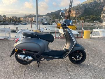 Vespa sprint 150 i.e Sport 2019-7500km-perfetta