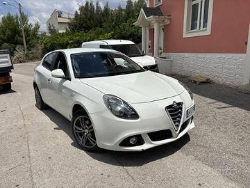 Auto Alfa Romeo Giulietta