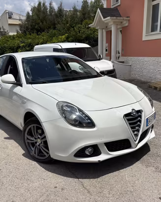 Auto Alfa Romeo Giulietta