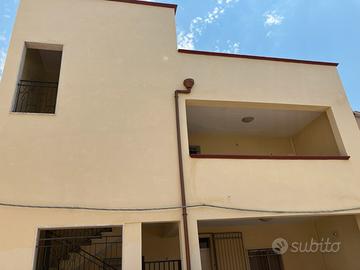 Intero stabile a Torre Ovo (Comune di Torricella )