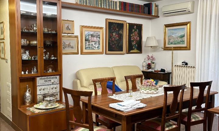 Appartamento a Folignano primo piano