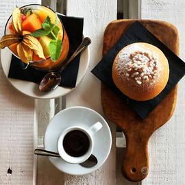 ATTIVITA' DI BAR CON CUCINA