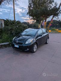 Toyota Yaris 1.3 TRATTABILE full optional 