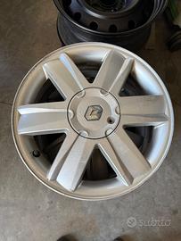 Cerchi in lega 6,5jx 16 et 49  Renault Megane II