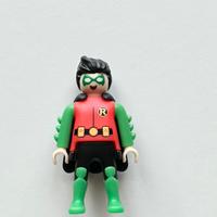 Playmobil Robin Dc universe kinder sorpresa
