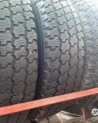 4 gomme usate 205 70 15 pressing