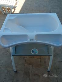 Fasciatoio con vaschetta