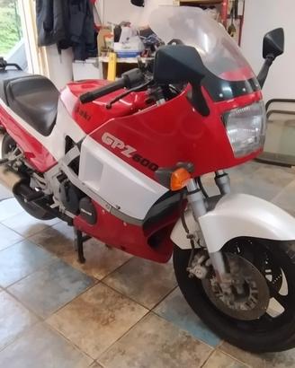 Kawasaki GPZ 600